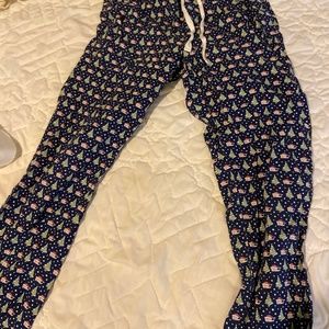 Adorable Vineyard Vines Christmas PJ bottoms